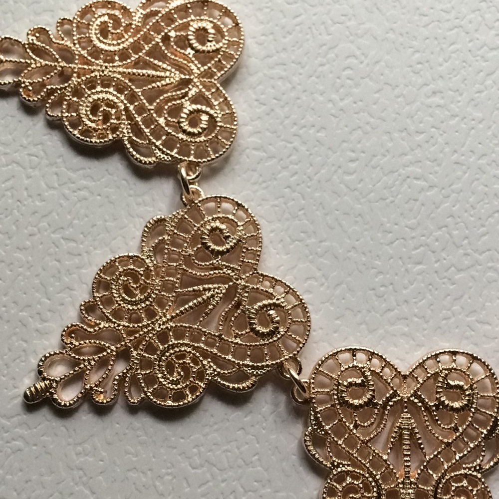 Necklace - Picture 5 of 7